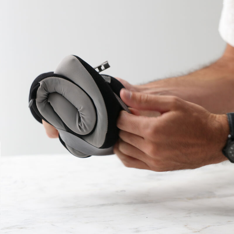 Slim Travel Pillow (13636) by Travelon