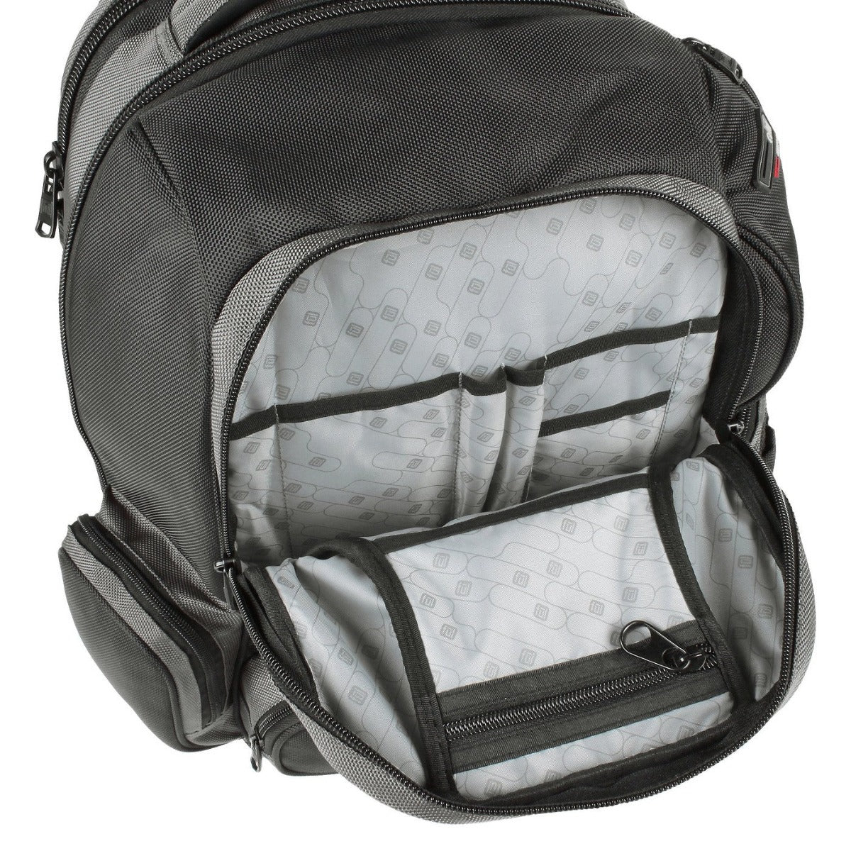 Mochila FŪL resistente al agua Big Easy de 17"