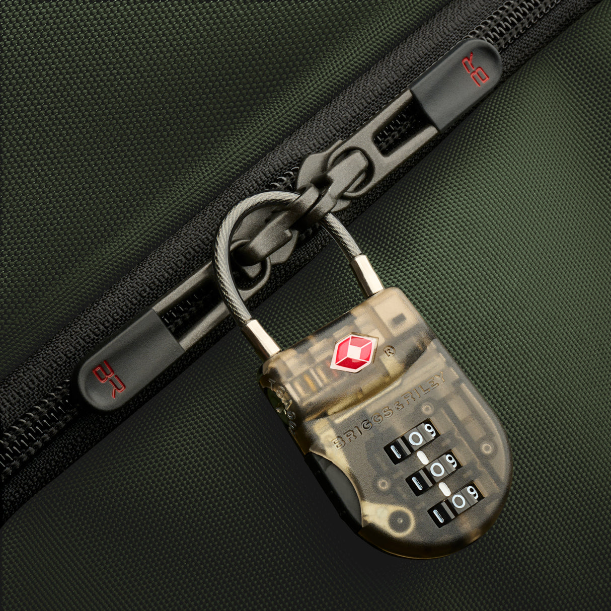 Mochila mediana de boca ancha HTA Collection de Briggs & Riley, AK124