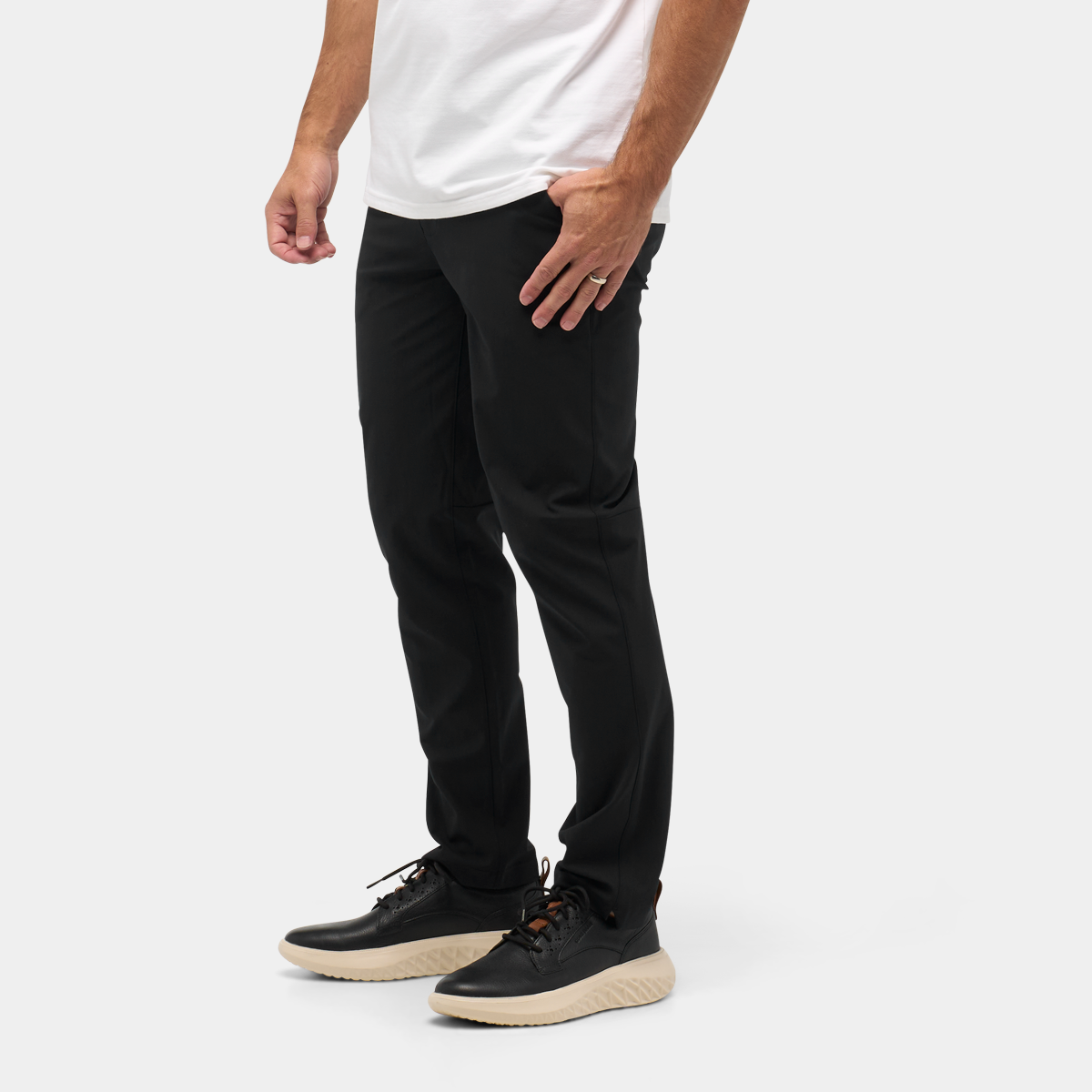 Outset Pant - Classic Fit