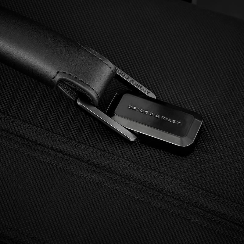 Briggs & Riley Baseline Compact 24" Checked Expandable Spinner, BLU124CXSP