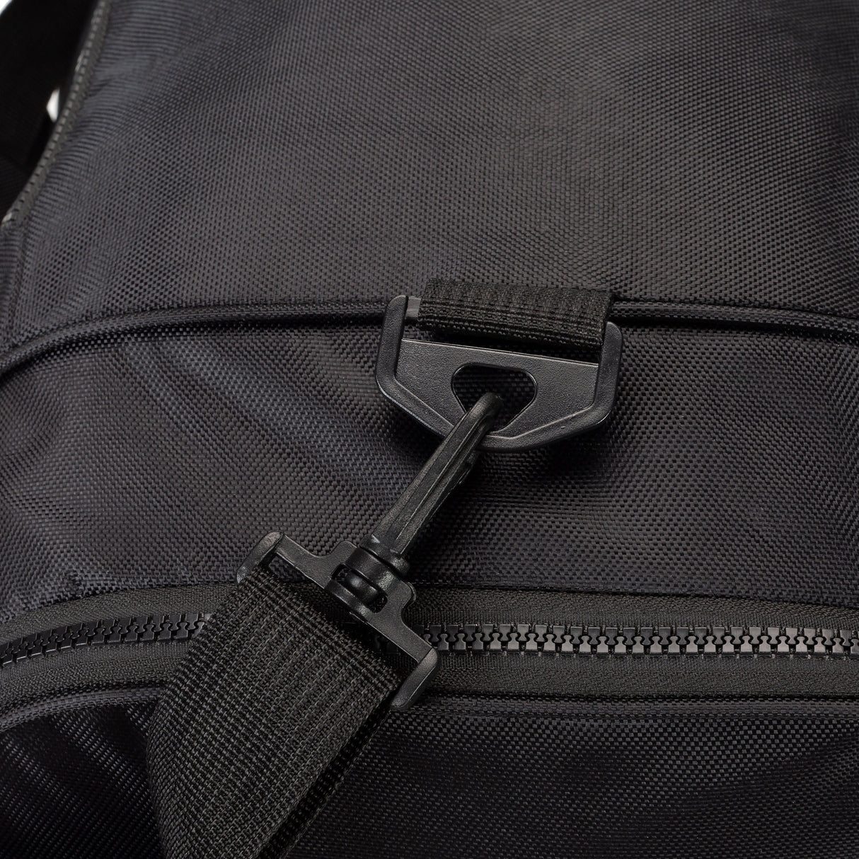 CONTENDER Gym Duffel Bag