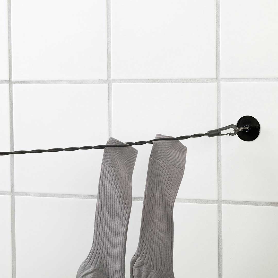 No-Pin Laundry Line by Talus
