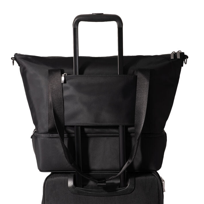 Park Ave Overnight Tote by Baggallini