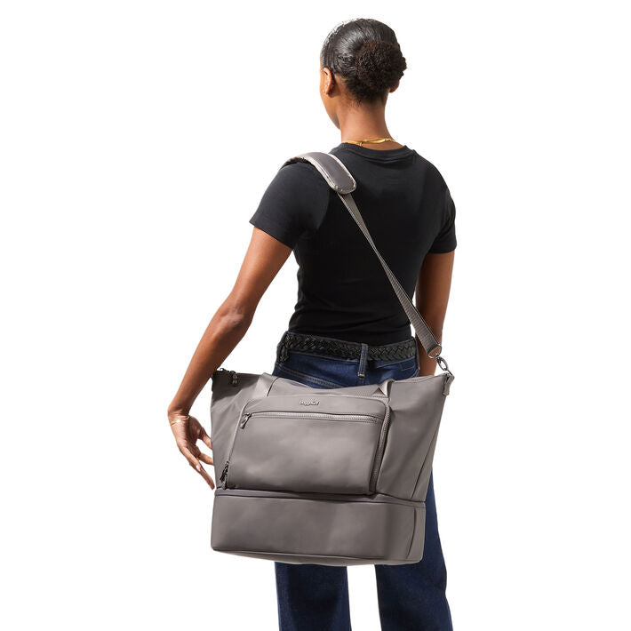 Park Ave Overnight Tote by Baggallini