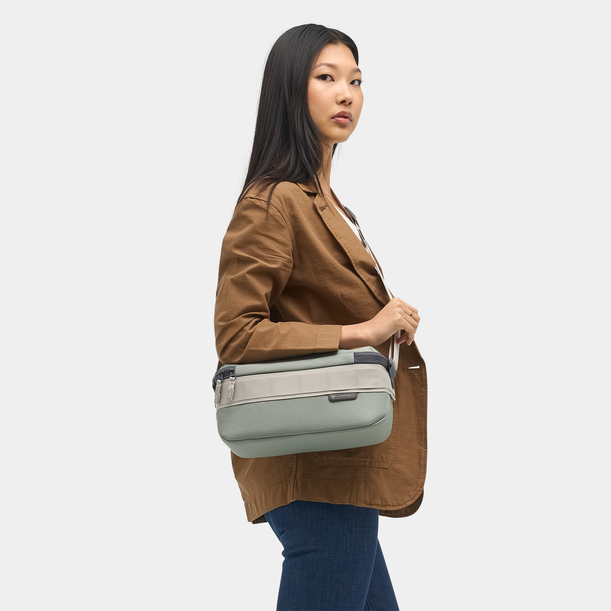 Luma Camera Sling 9L - Sale