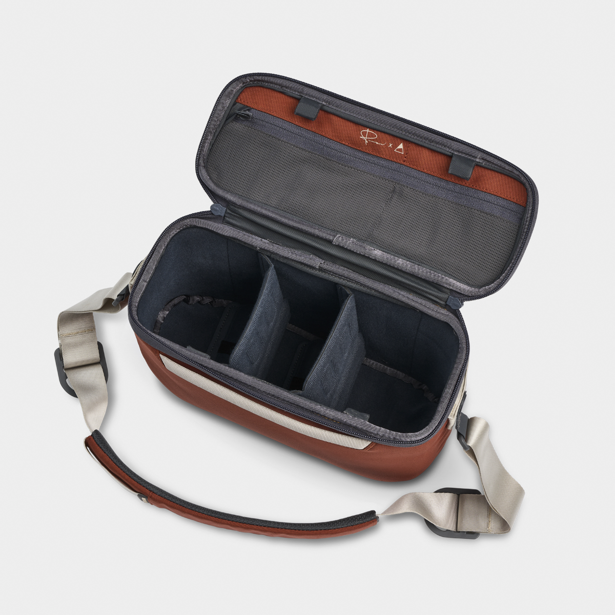 Luma Camera Sling 12L - Sale