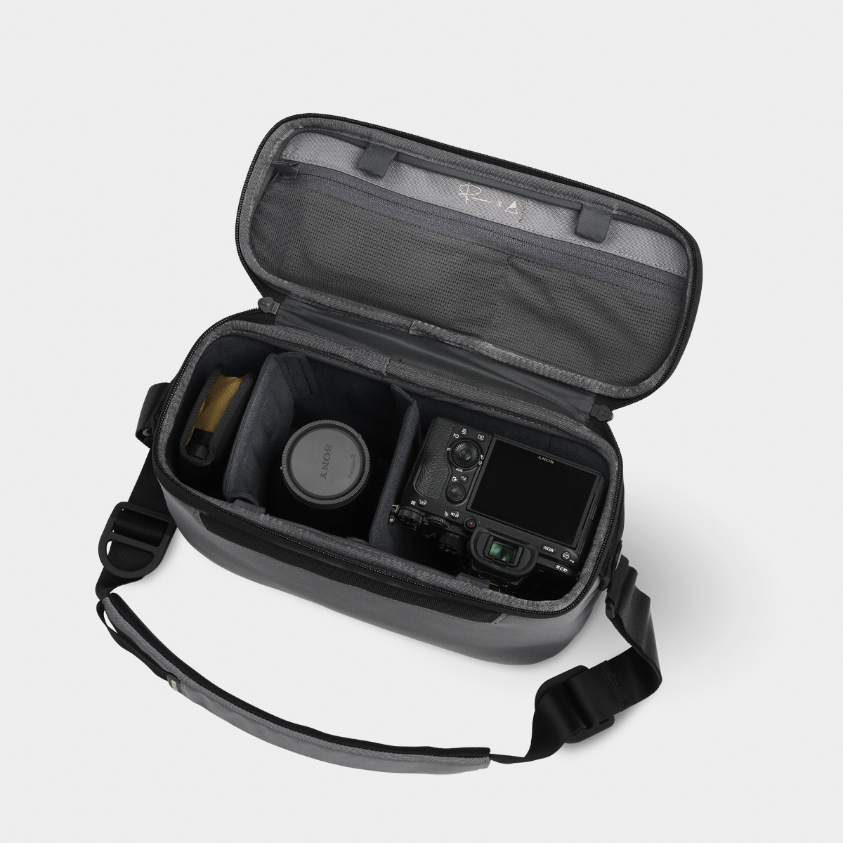 Luma Camera Sling 12L - Sale