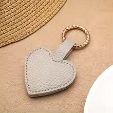 Heart Magnetic Travel Hat Clip Holder