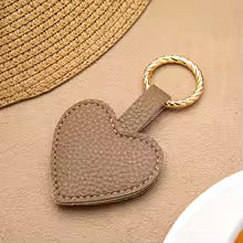 Heart Magnetic Travel Hat Clip Holder