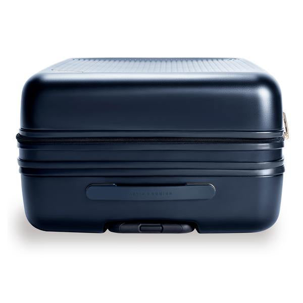 Sympatico 3.0 Large Checked Expandable Spinner, SU330CXSP