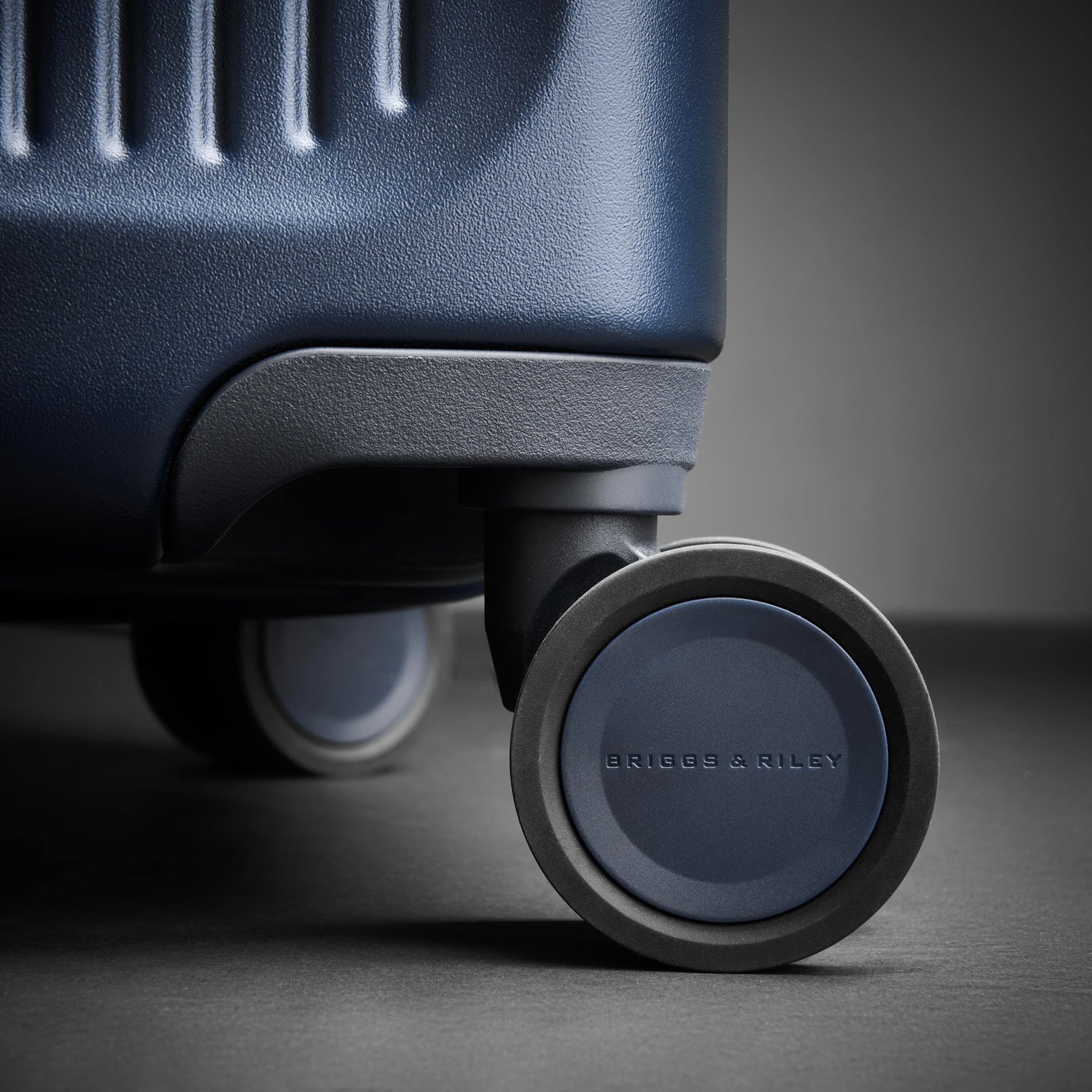 Essential Carry-On Expandable Spinner - Sympatico 3.0 (SU322CXSP)