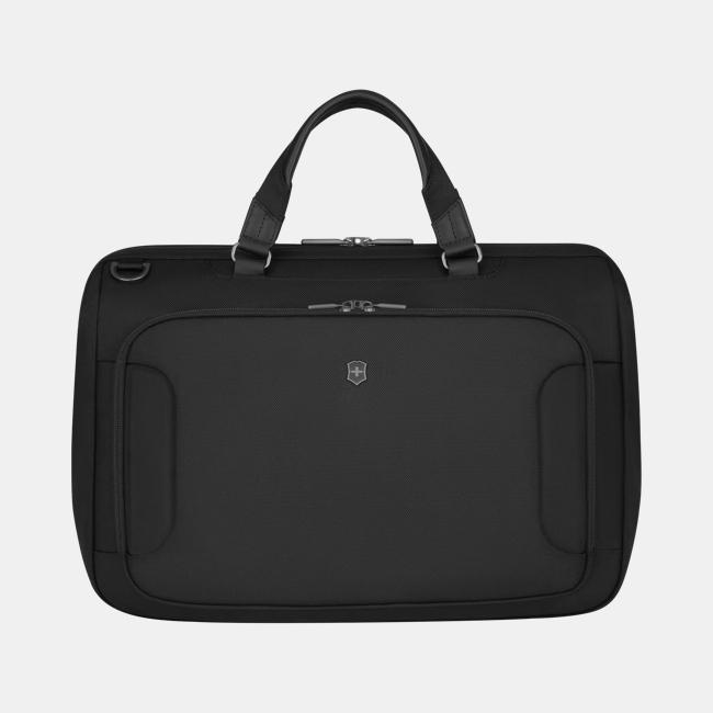 Victorinox Werks Traveler 7.0 Weekender Bag with 14" Laptop and 11" Tablet Compartment