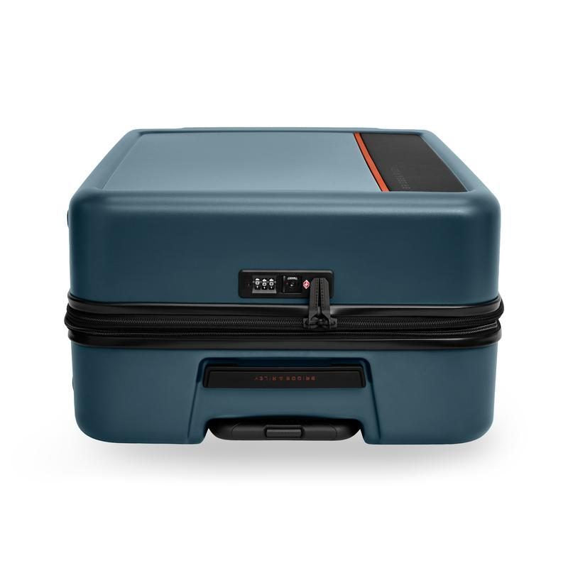 ZDX Medium 27“ Hardside Checked Expandable Spinner, Briggs & Riley