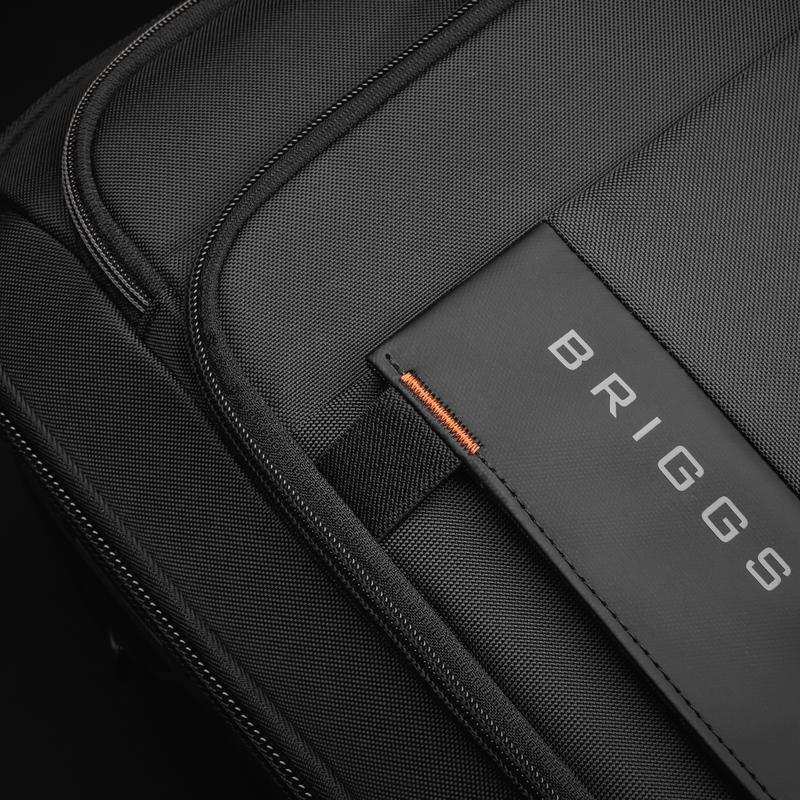 21" Global Carry-on Expandable Spinner by Briggs & Riley  (ZXU221SPXW)