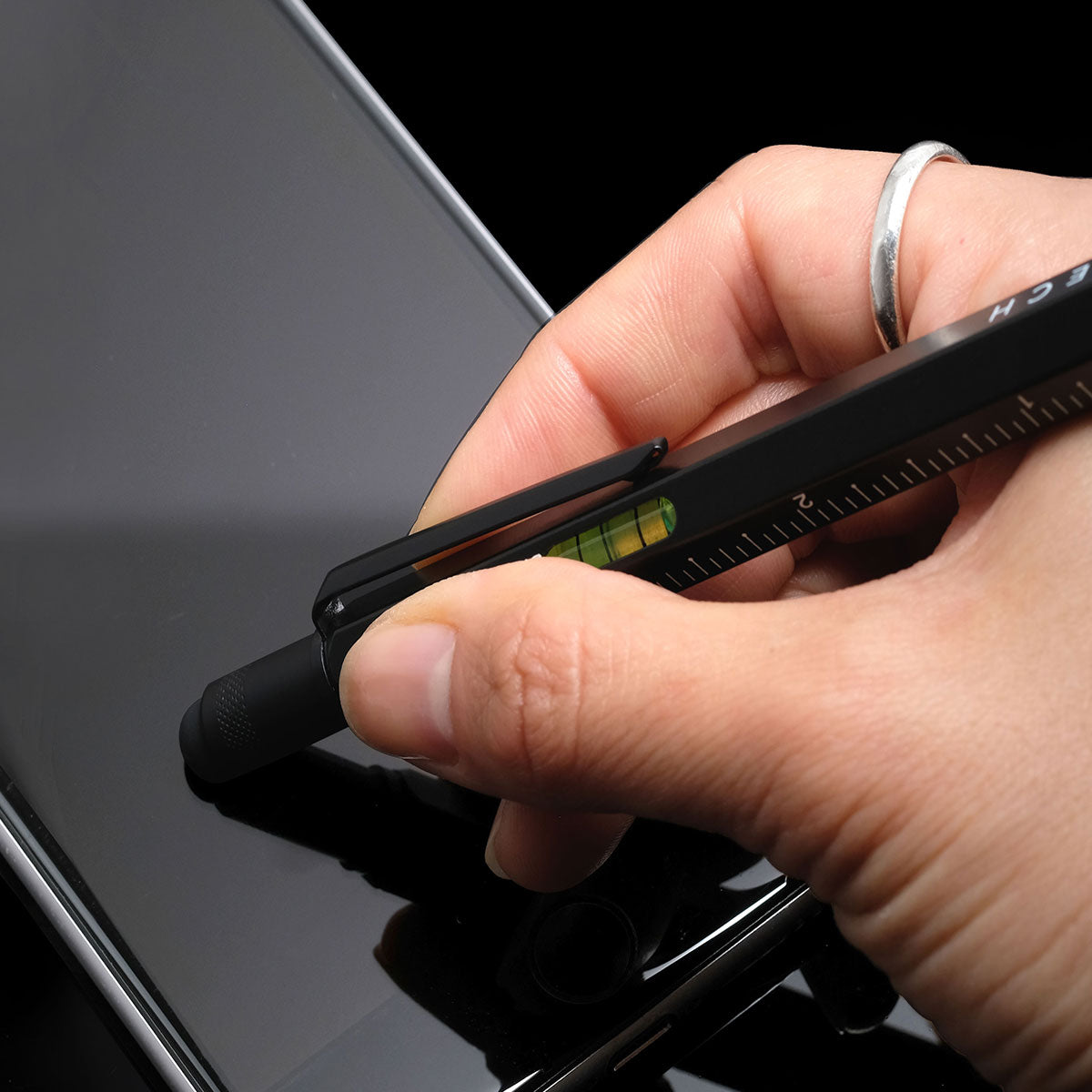 Multitool Pen 6-in-1 Level