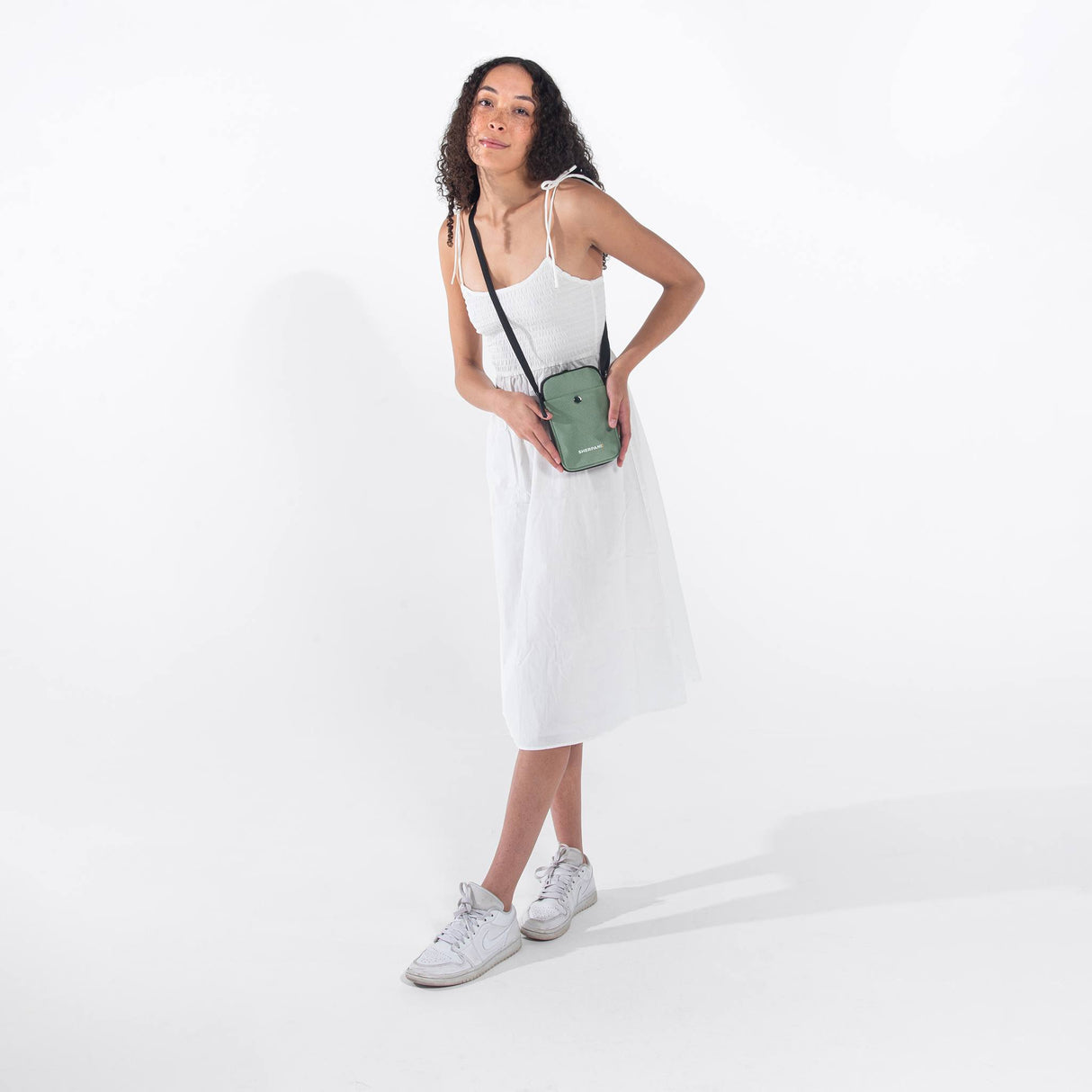 Simplicity AT | Crossbody Wallet