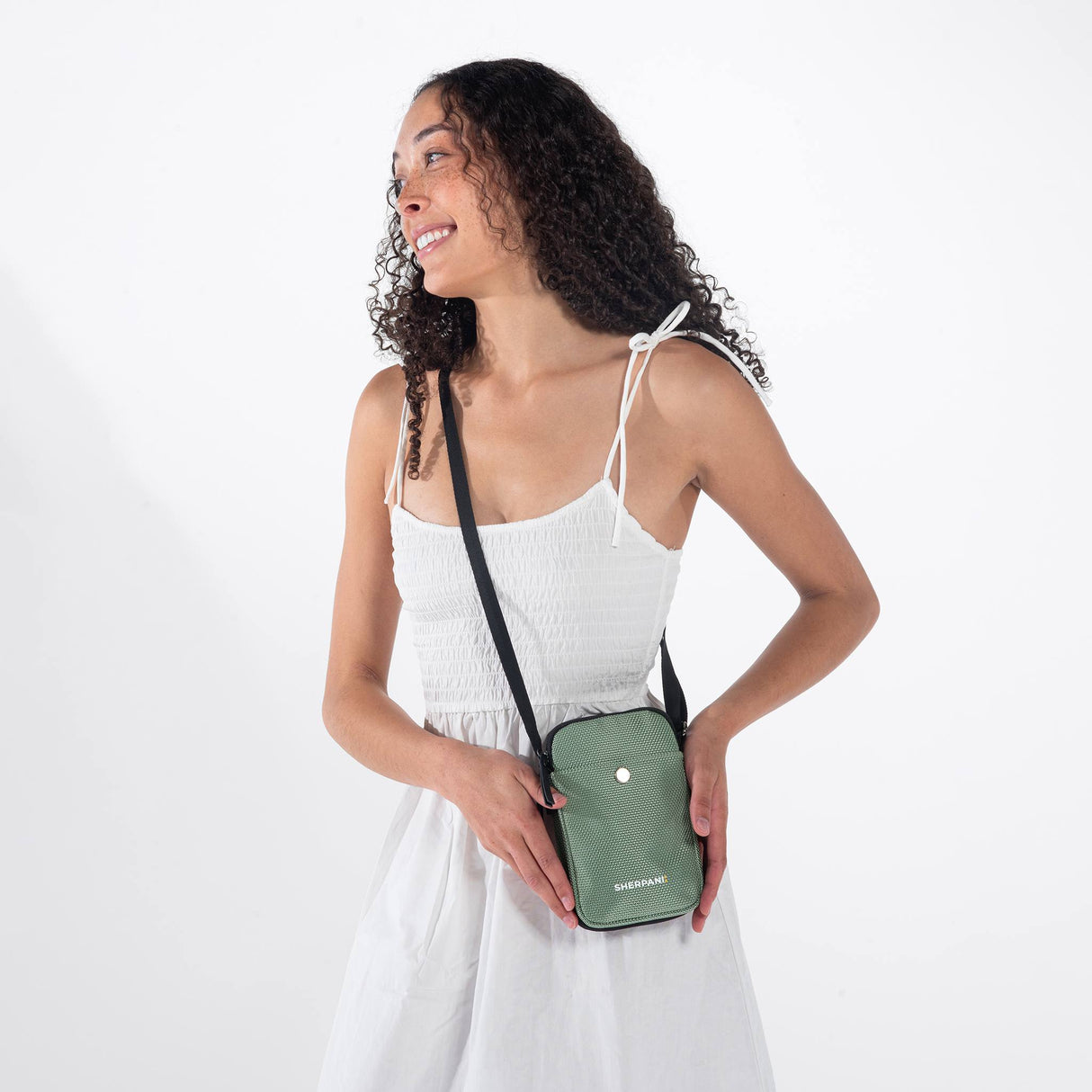 Simplicity AT | Crossbody Wallet