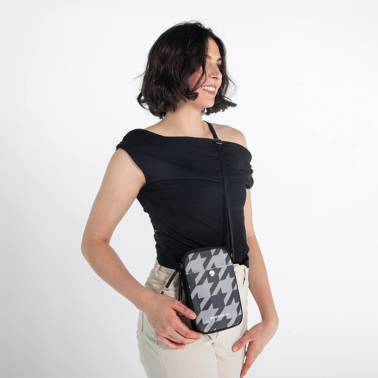 Simplicity AT | Crossbody Wallet