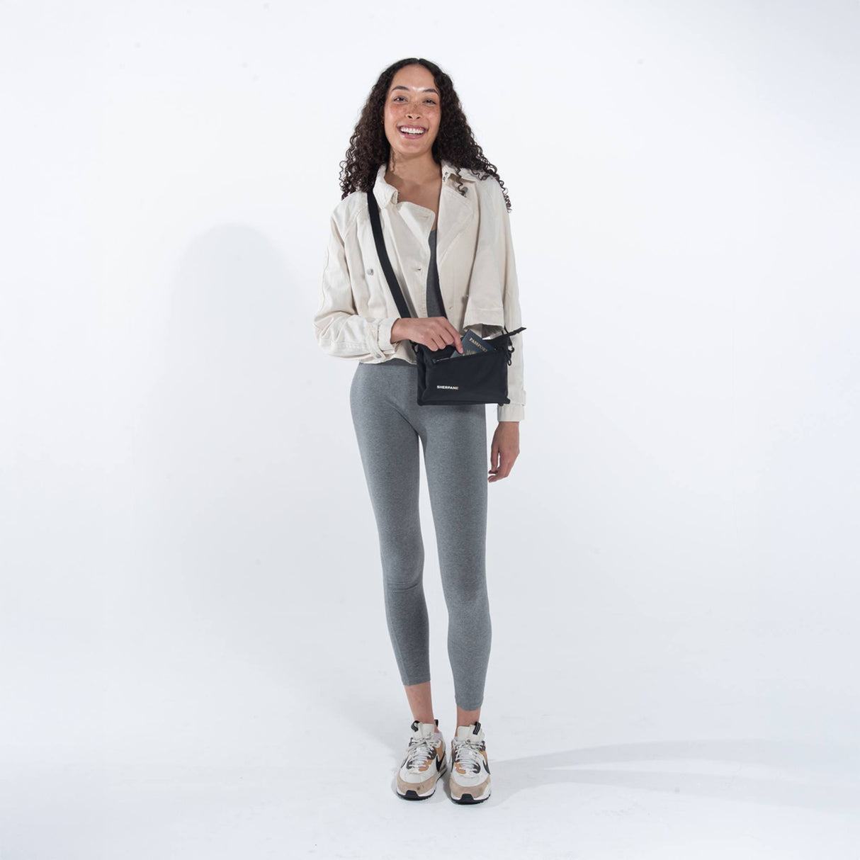 Zoom | Slim RFID Crossbody