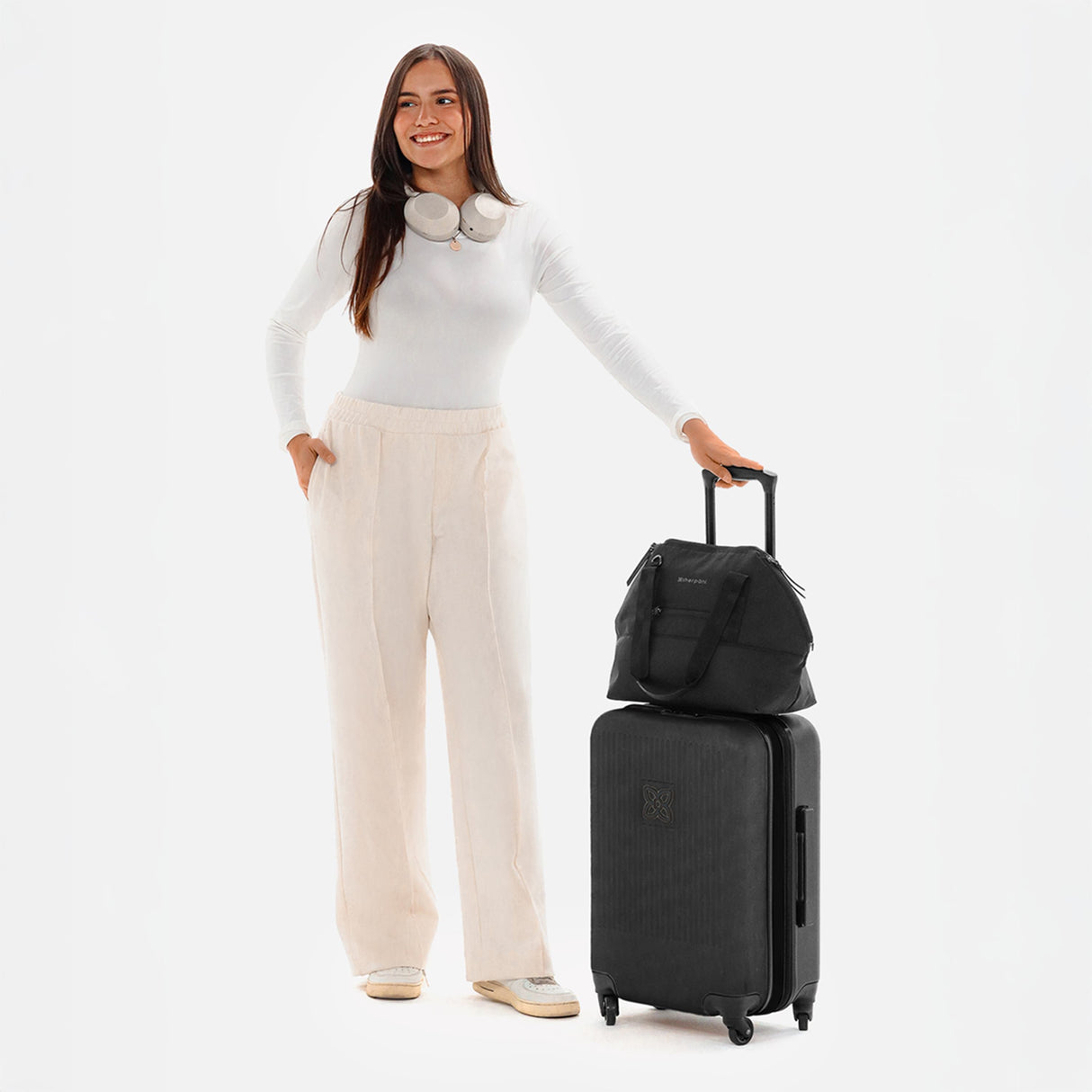 Meridian | 22" Carry-On