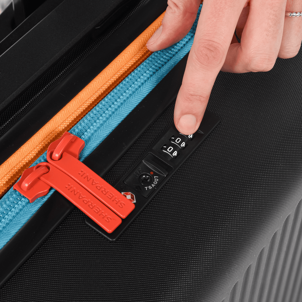 Meridian | 22" Carry-On