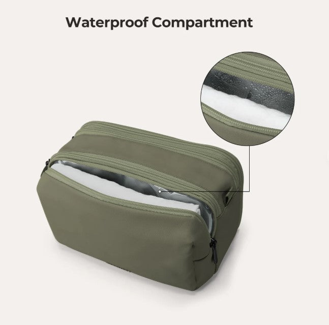 On-Road Toiletry Bag by Bagsmart