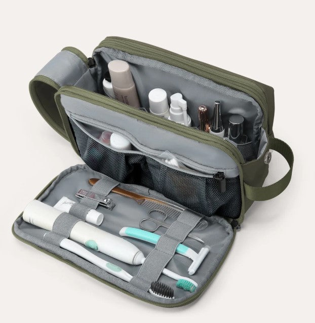 On-Road Toiletry Bag by Bagsmart