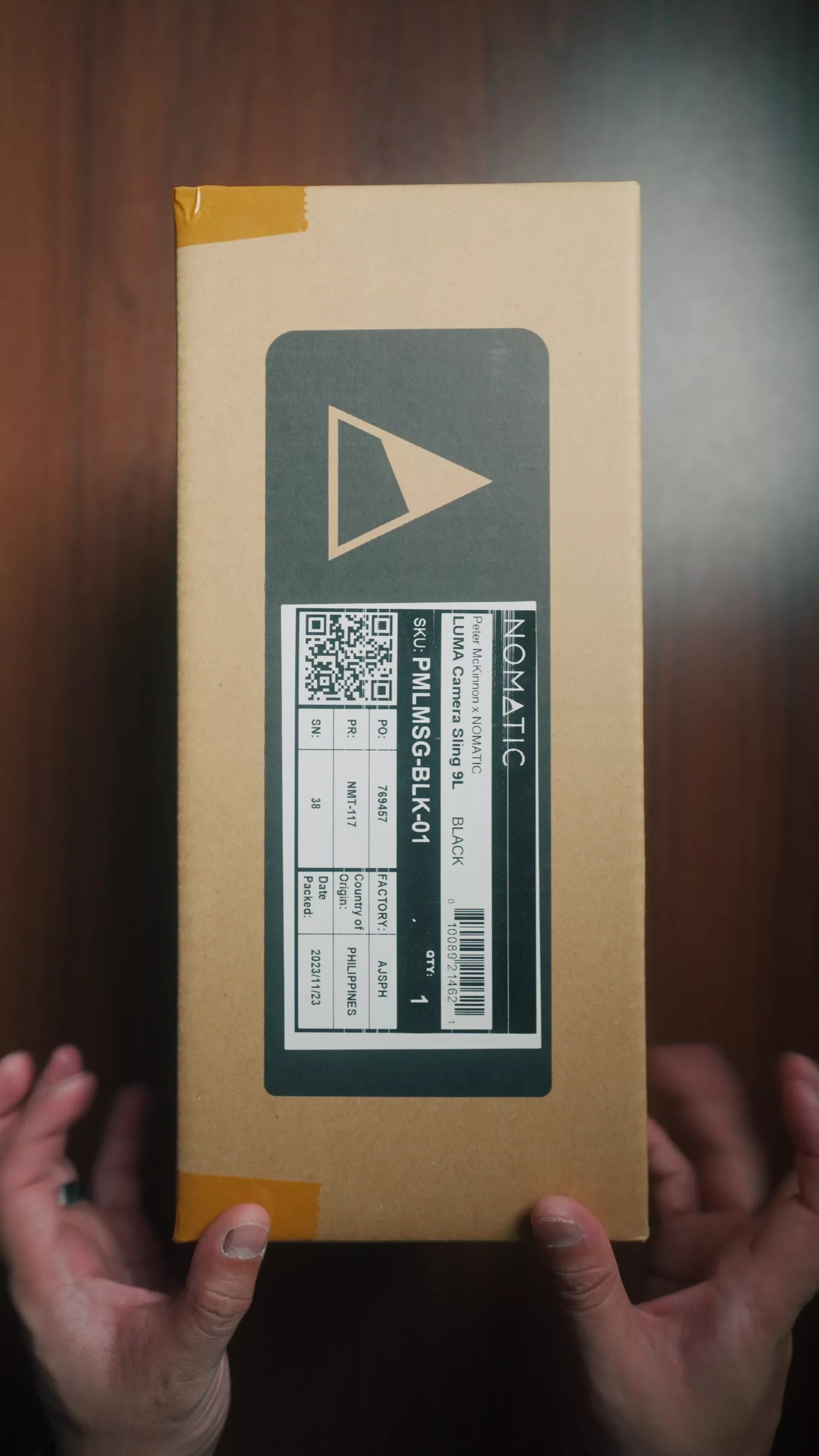 Luma Camera Sling 9L - Sale