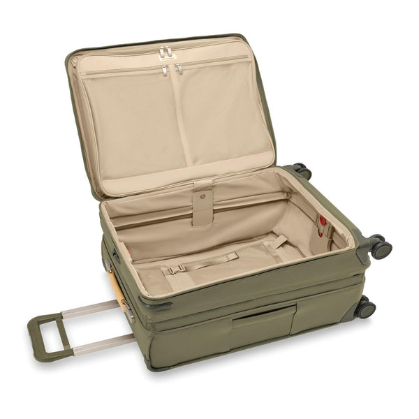Baseline Collection Medium Expandable Spinner Luggage for Travel by Briggs & Riley