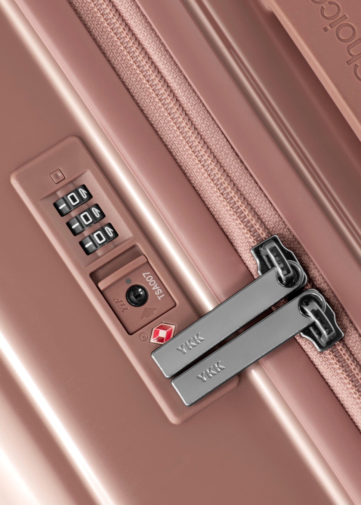 Ultimax II Medium Trunk