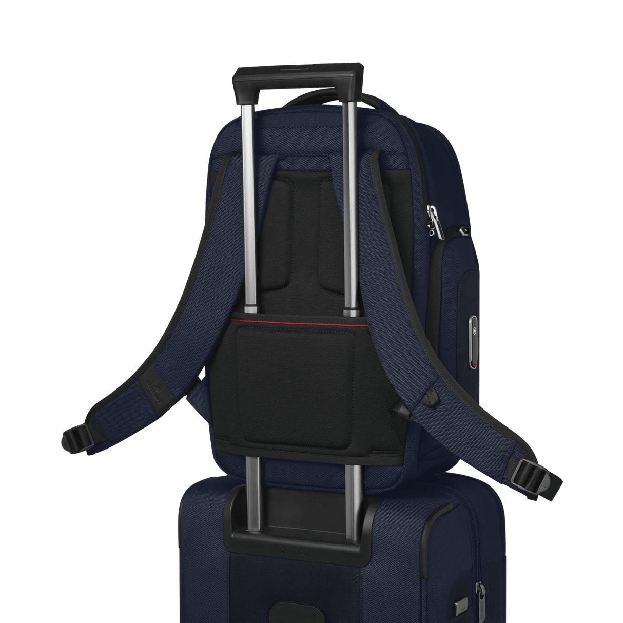 Werks Traveler 7.0 Deluxe Backpack with Laptop and Tablet Compartments by Victorinox