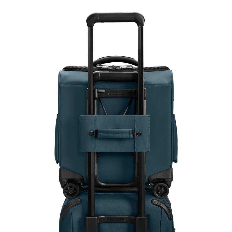 ZDX Collection 16" Under-Seat Cabin Spinner by Briggs & Riley (ZXU216SP)