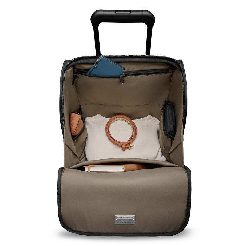 ZDX Collection 16" Under-Seat Cabin Spinner by Briggs & Riley (ZXU216SP)