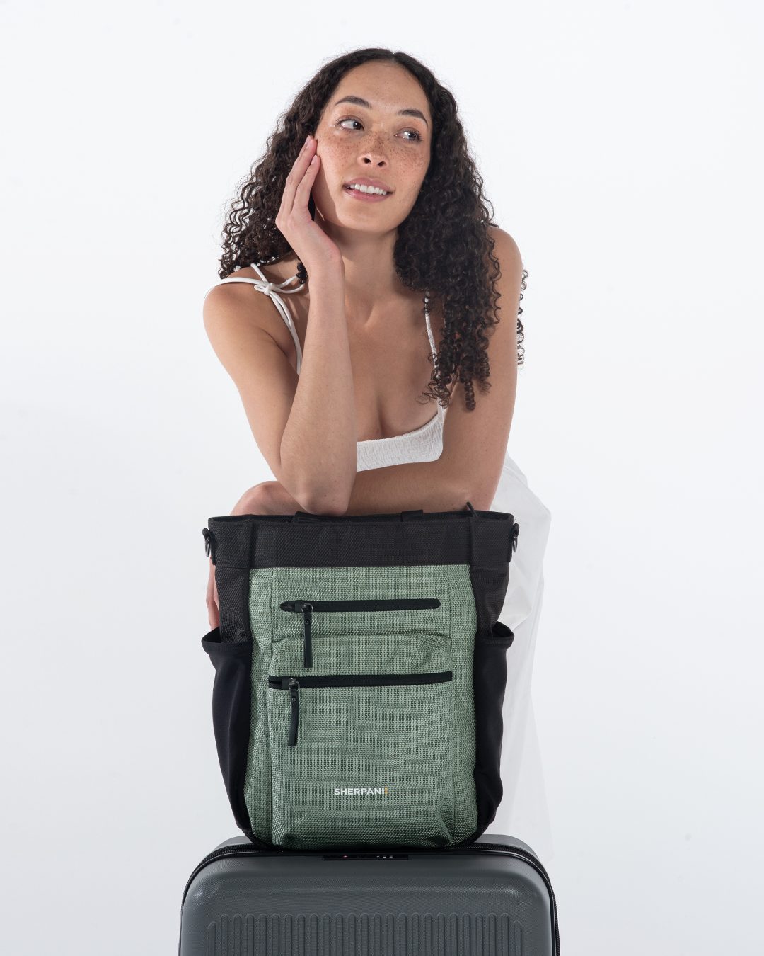 Soleil AT | Multi-Wear Travel Bag