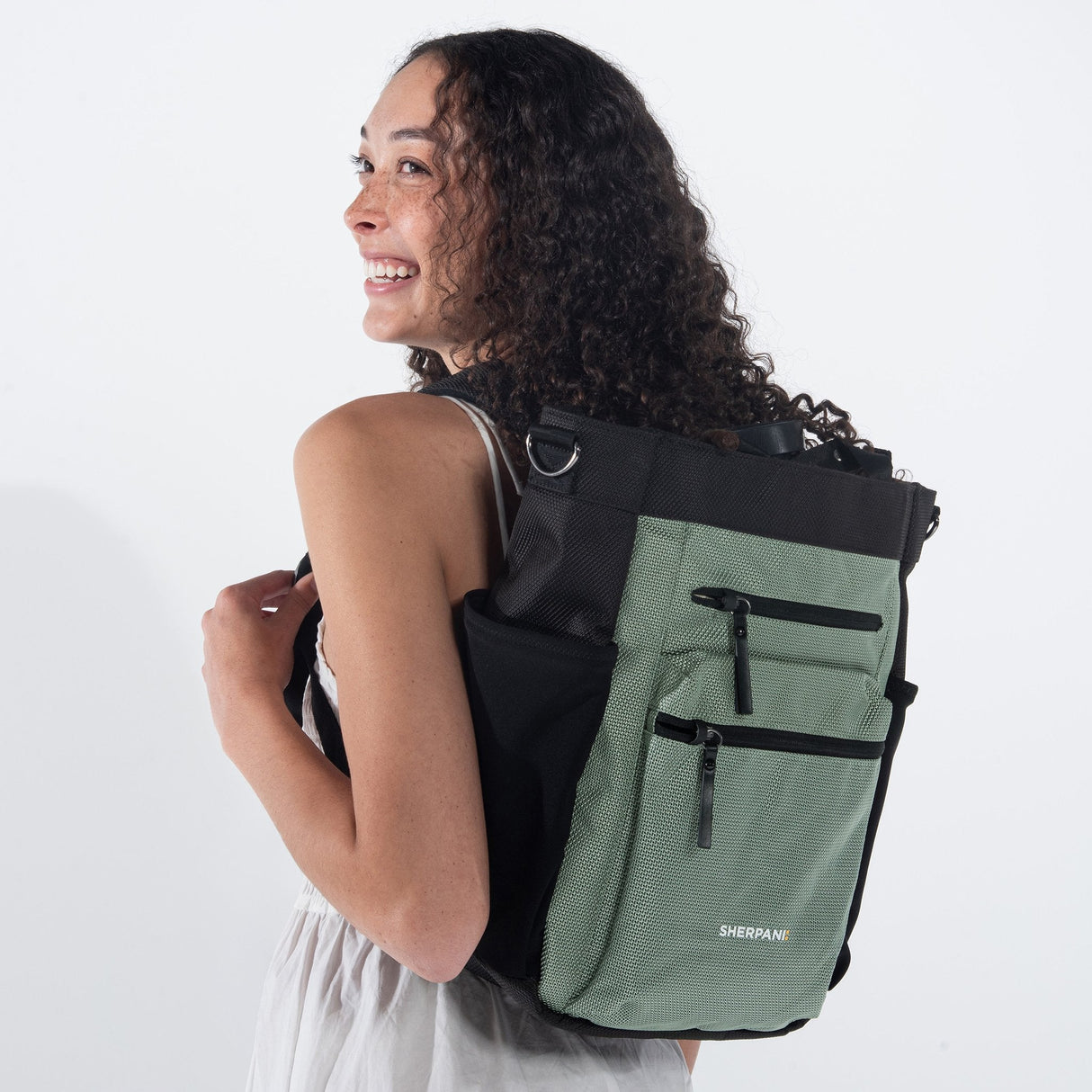 Soleil AT | Multi-Wear Travel Bag