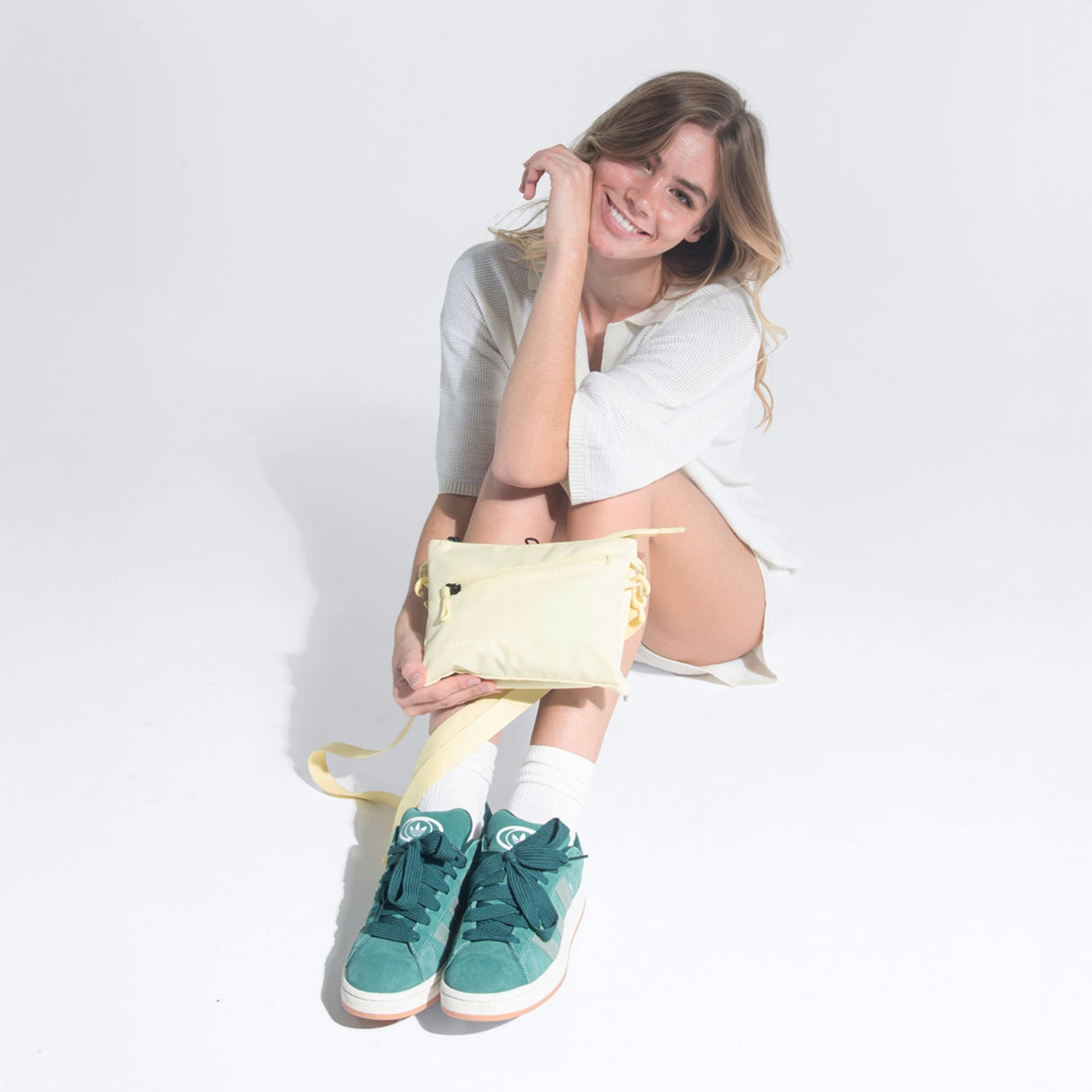 Zoom | Slim RFID Crossbody