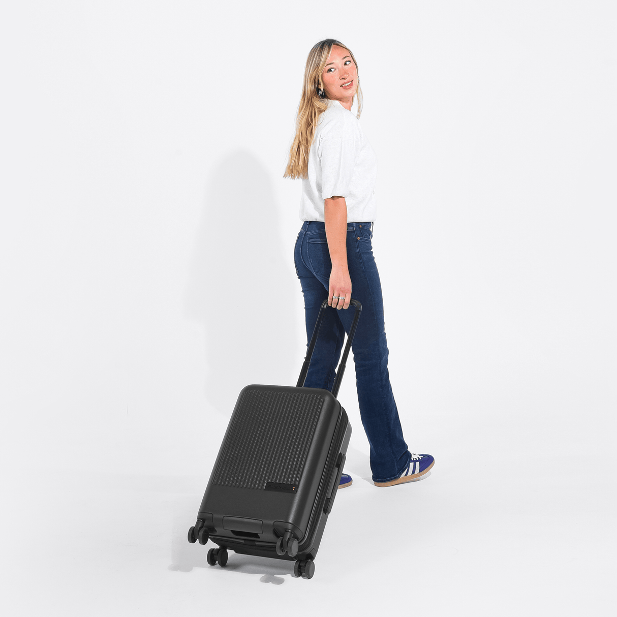 Meridian | 22" Carry-On