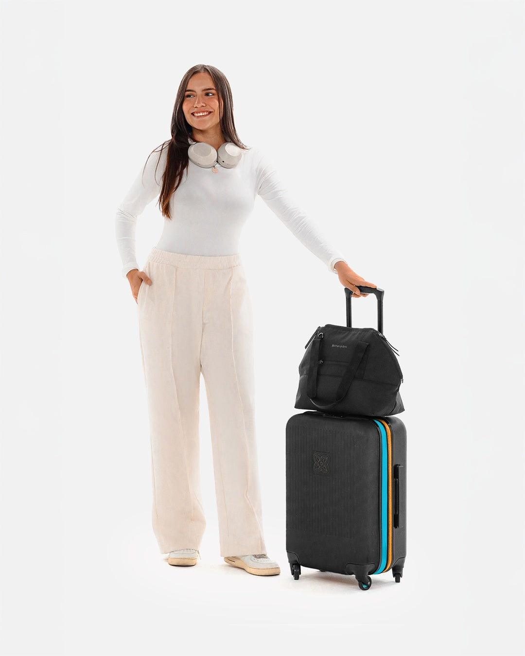 Meridian | 22" Carry-On