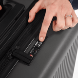 Meridian | 22" Carry-On