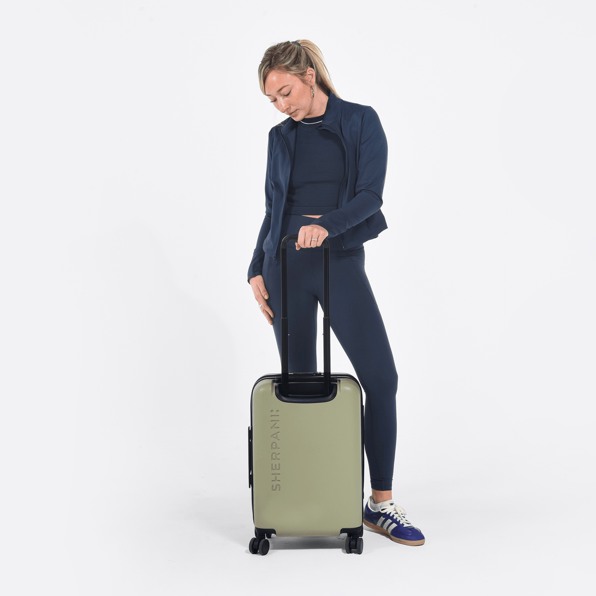 Meridian | 22" Carry-On