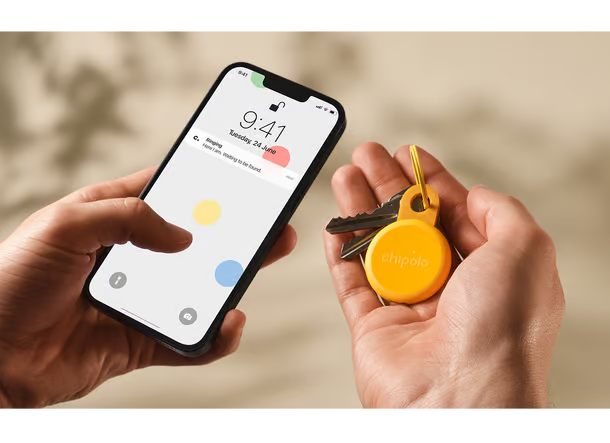 Chipolo Loop – Rechargeable Bluetooth Tracker for iPhone & Android (Works with Apple Find My & Android Find Hub)
