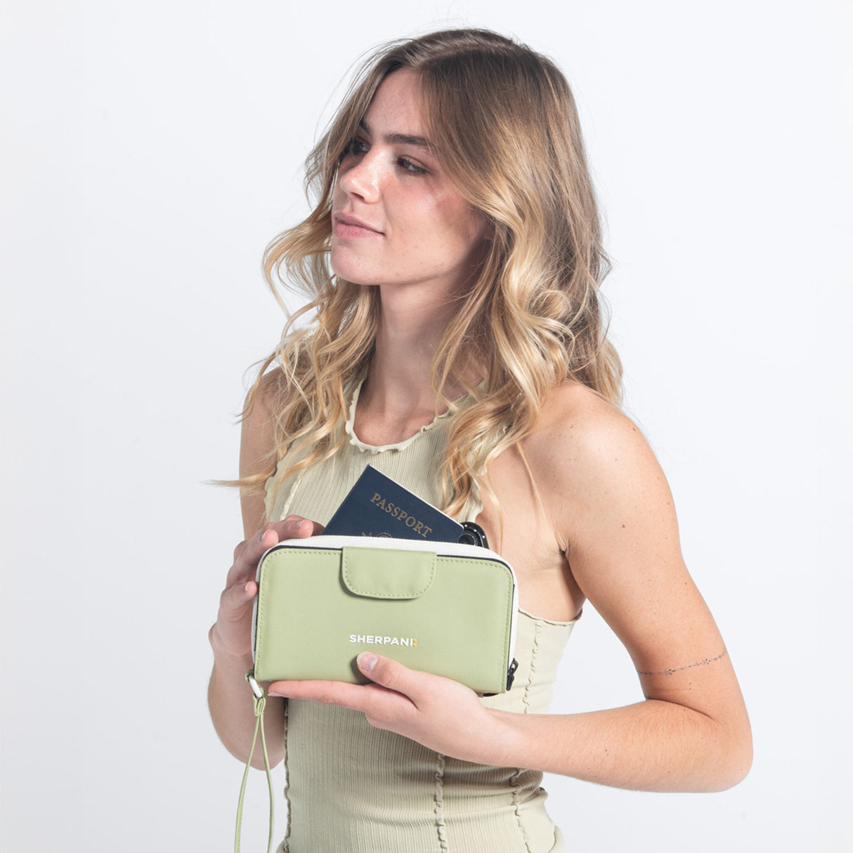 Tulum | RFID Wallet - Terrazzo Print