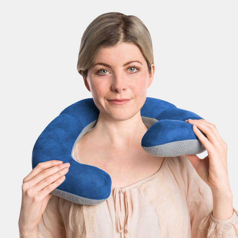 Deluxe Wrap-N-Rest Pillow by Travelon (13173)