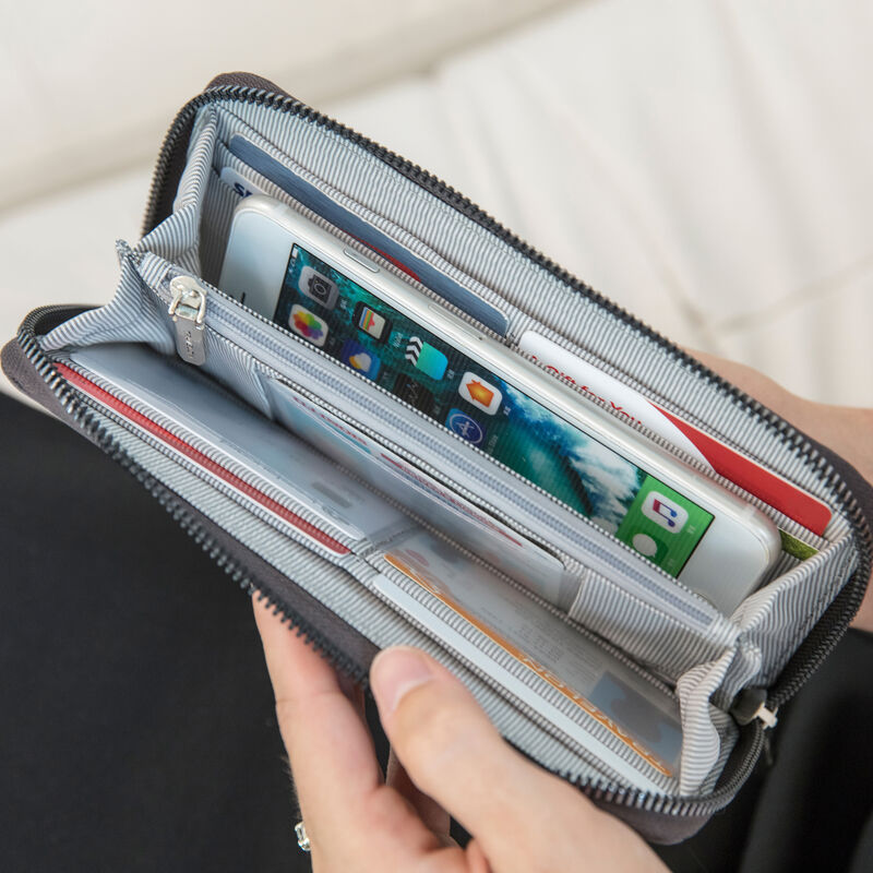 Cartera con cremallera única y bloqueo RFID de Travelon (43398)