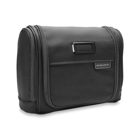 Briggs & Riley Baseline Collection Deluxe Hangable Kit in Black - Front View Closed