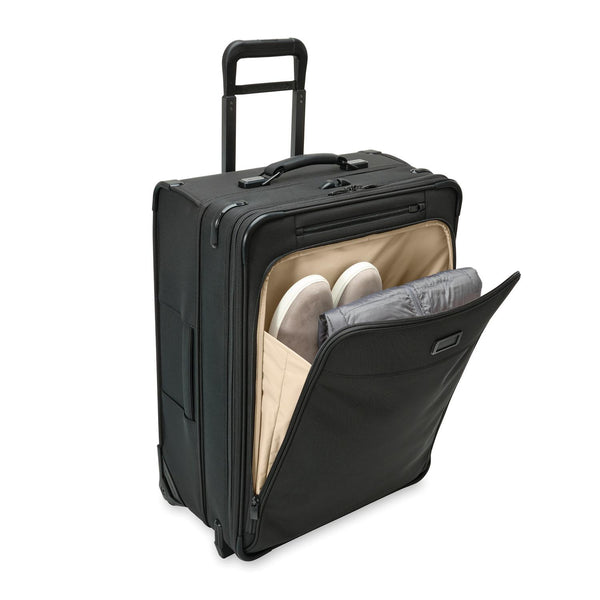 Baseline Collection Medium Expandable Upright Rollaboard by Briggs & Riley BLU126CX-4