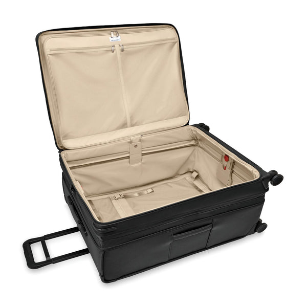Baseline Collection Extra Large Expandable Spinner by Briggs & Riley (BLU131CXSP)
