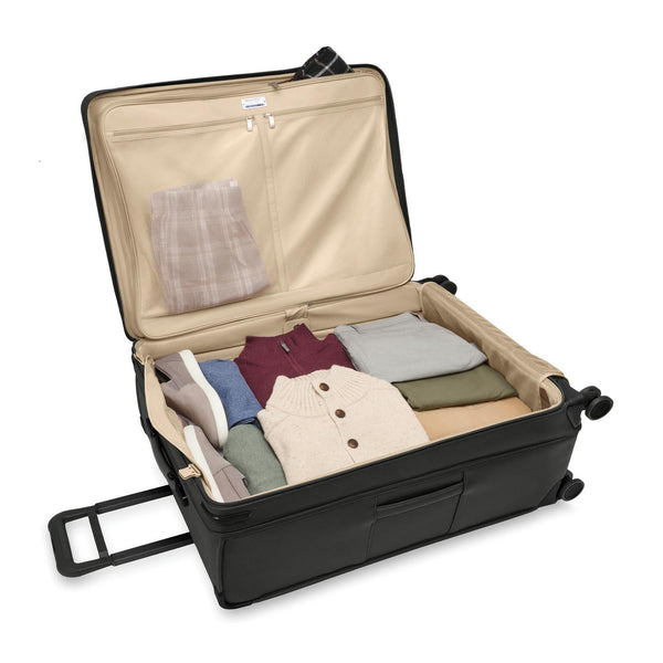Baseline Collection Extra Large Expandable Spinner by Briggs & Riley (BLU131CXSP)